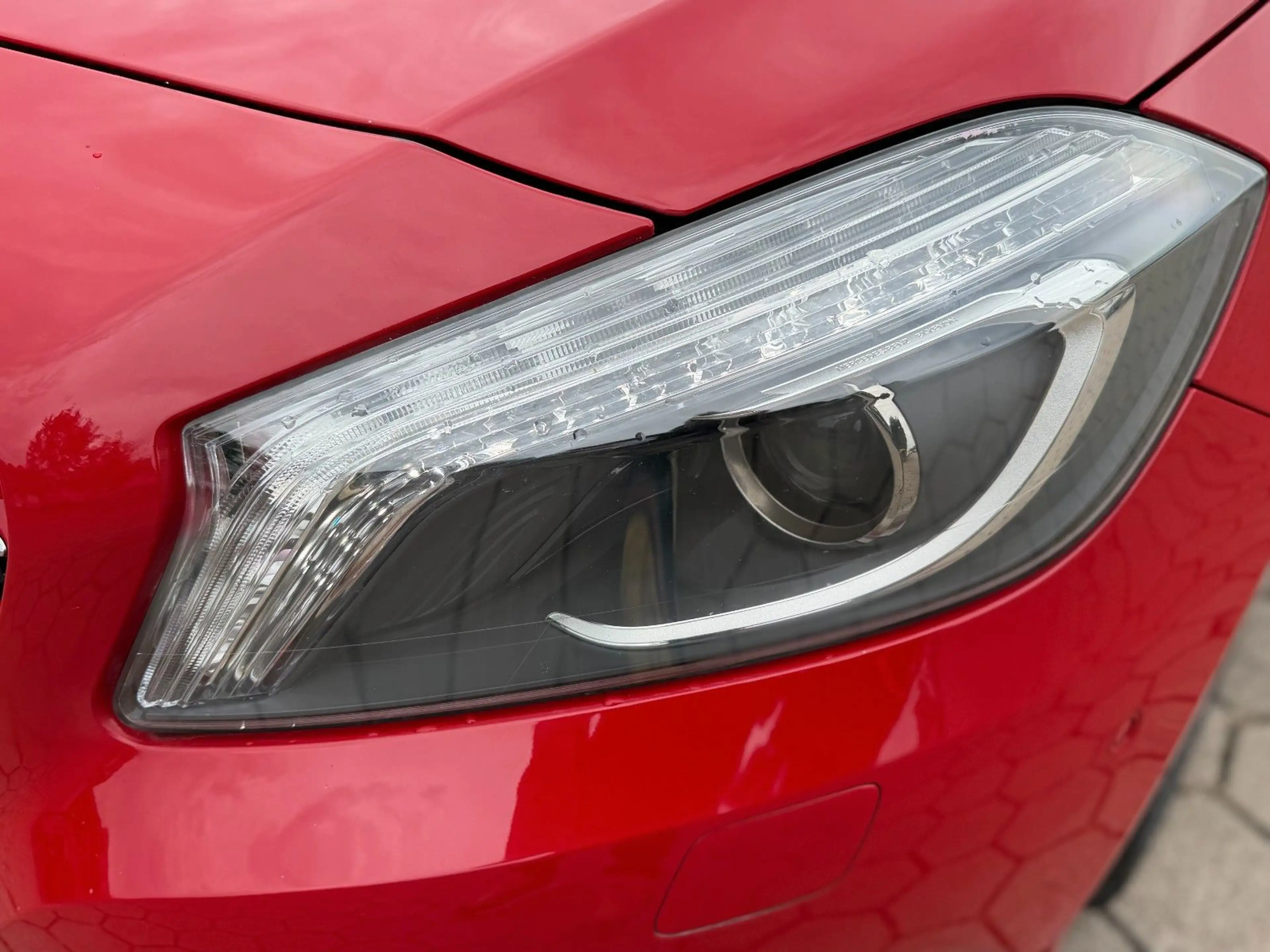 Mercedes-Benz A 180 Style  Xenon Kamera SHZ  2.Hand S-Heft — photo 2