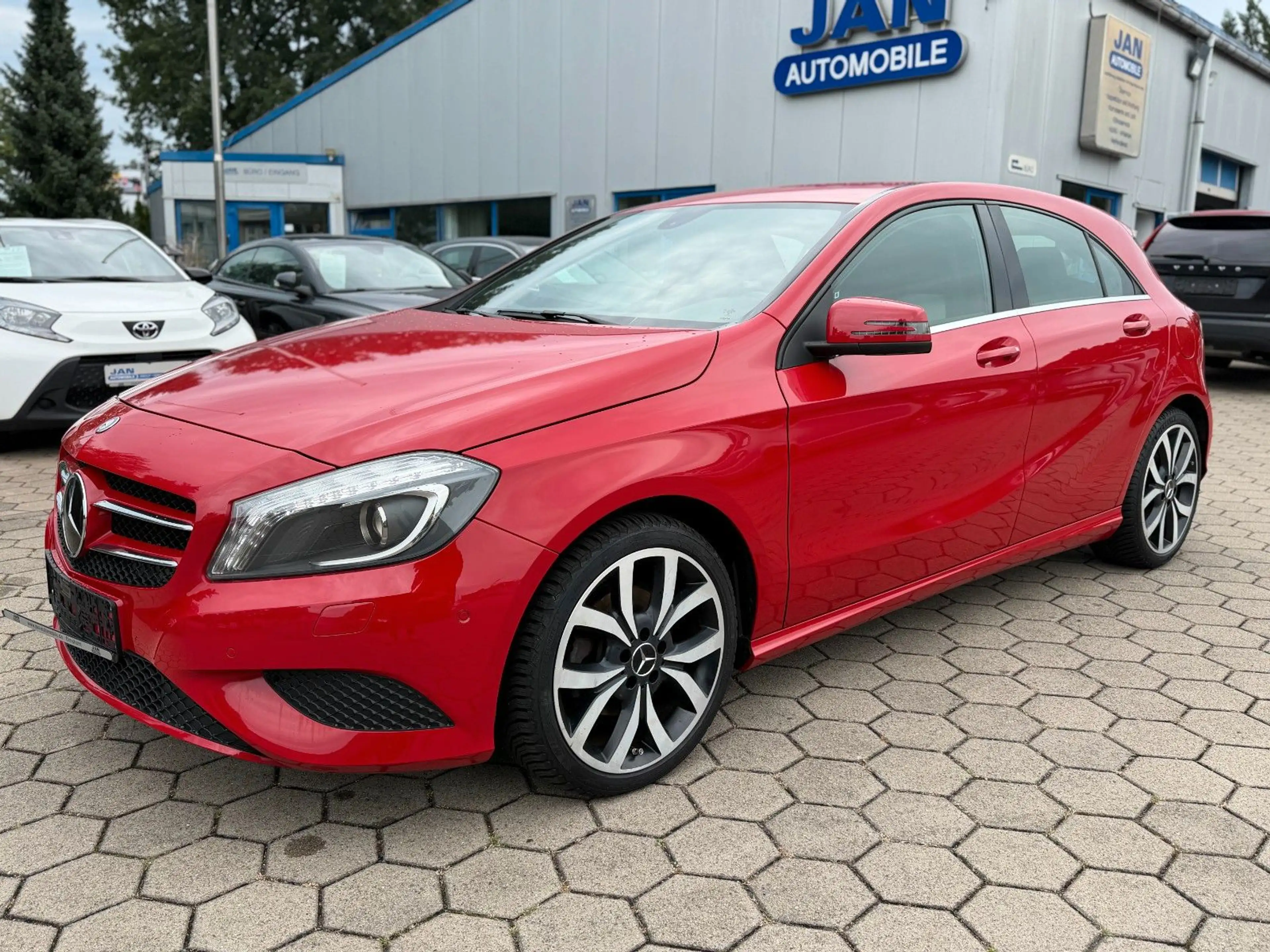 Mercedes-Benz A 180 Style  Xenon Kamera SHZ  2.Hand S-Heft