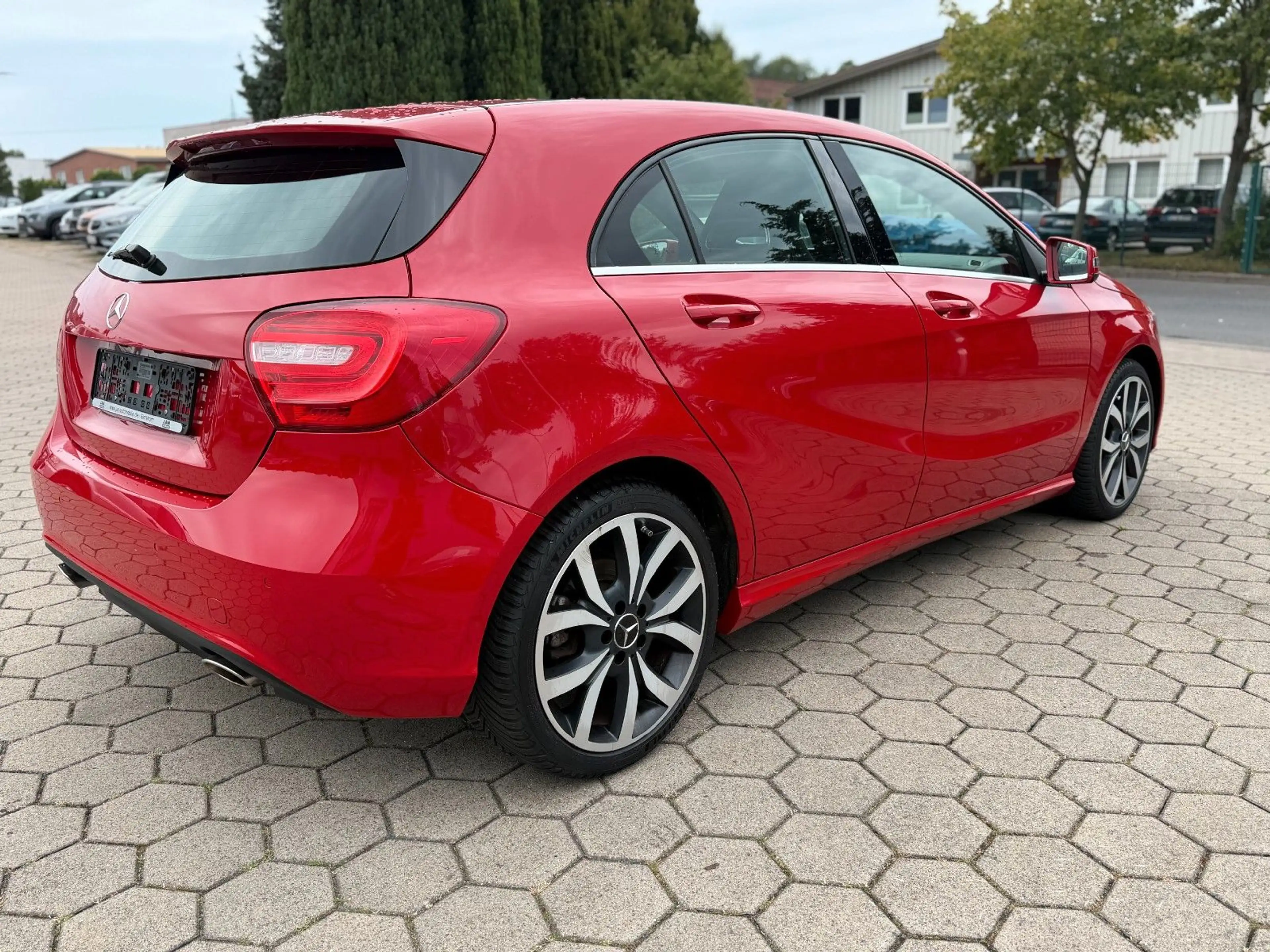 Mercedes-Benz A 180 Style  Xenon Kamera SHZ  2.Hand S-Heft — photo 7