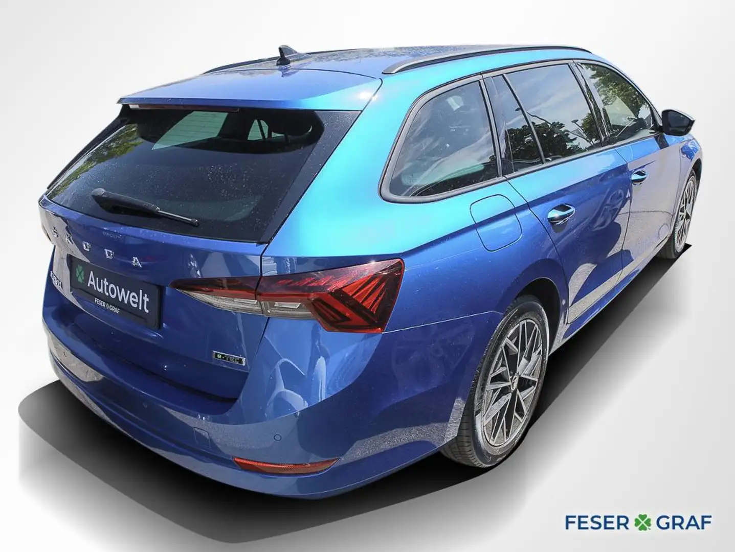Skoda Octavia Combi 1.5 TSI e-TEC Clever DSG AHK Navi Blau - 2