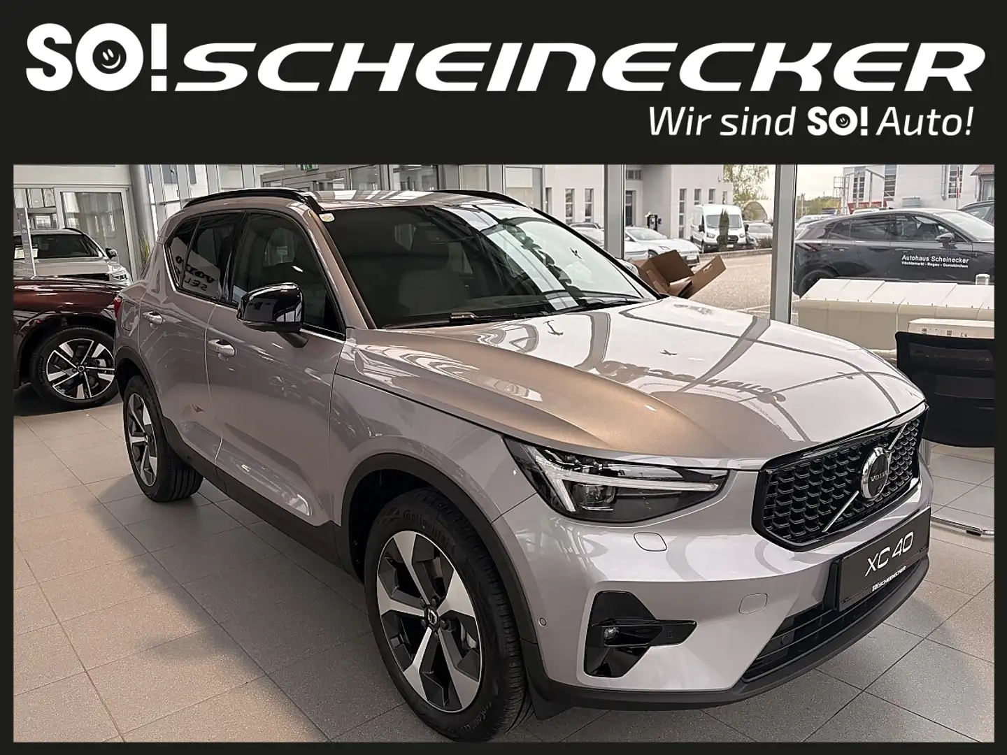 Volvo XC40 B3 Plus Dark Aut. Silber - 1