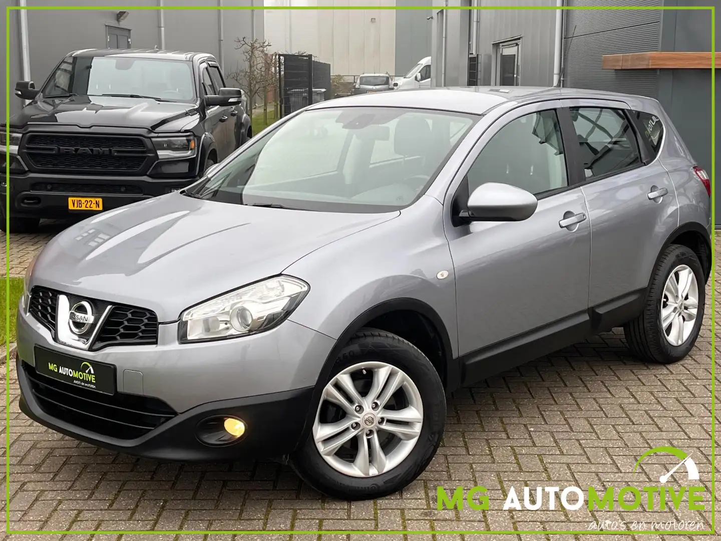 Nissan Qashqai 2.0 Acenta | Climate | Navi | PDC | Bull bar | sid Grijs - 2