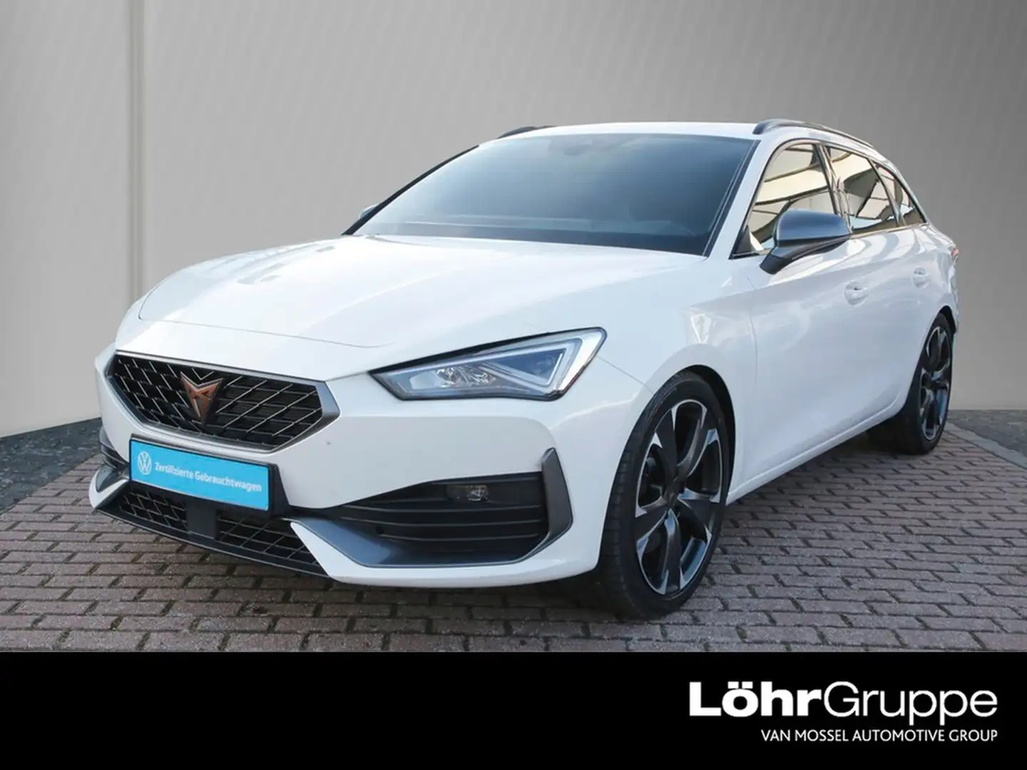 SEAT Leon Sportstourer 2.0 TSI DSG VZ 19'Navi LED Kessy Weiß - 1
