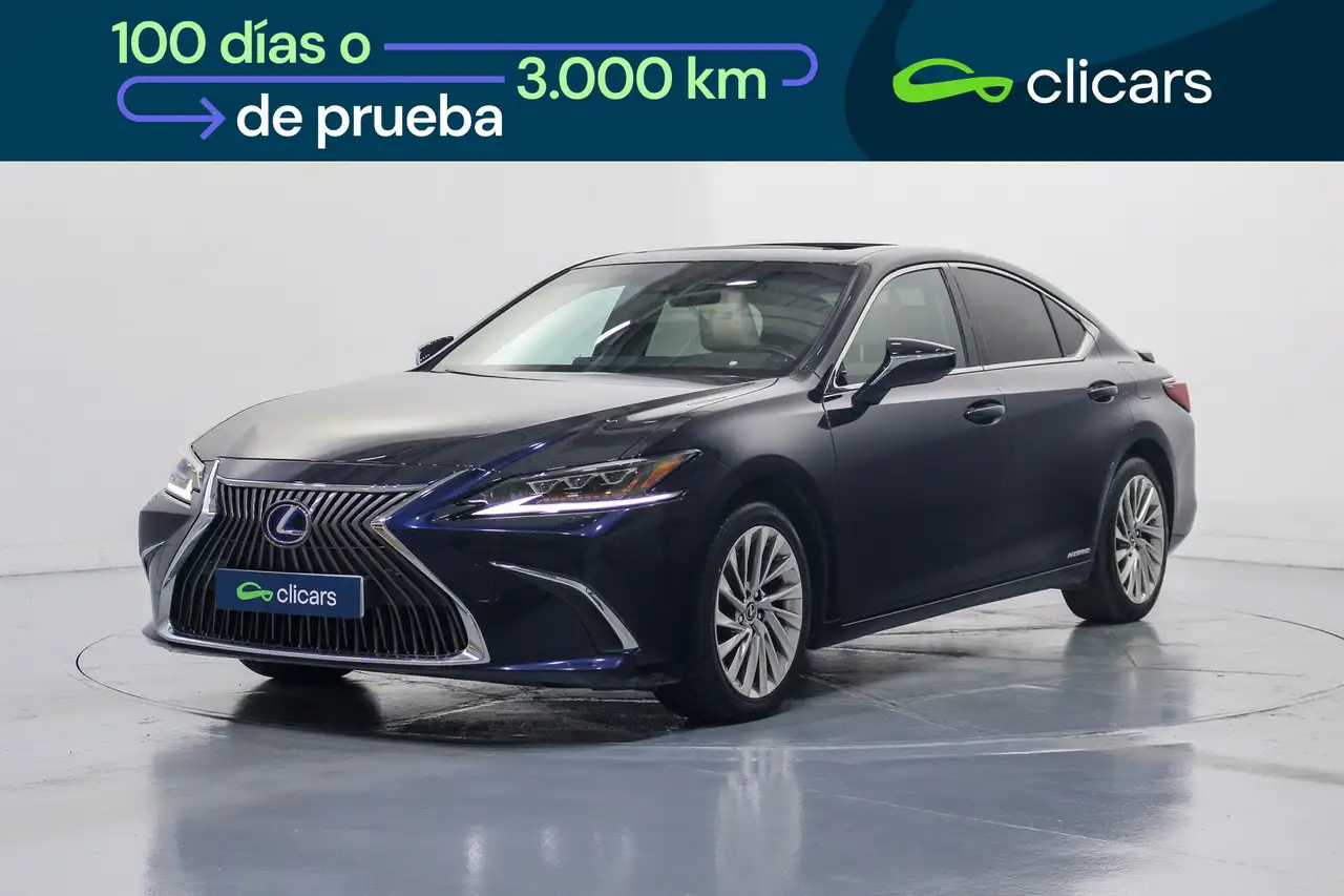 Lexus ES 300 300h Executive — photo 1 of 38
