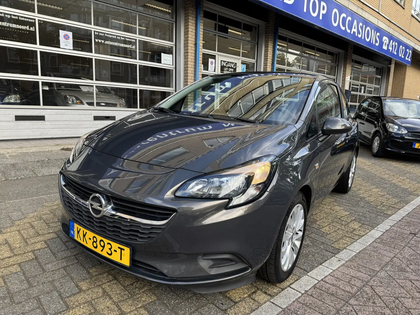 Opel Corsa 1.0 Turbo Business+ 82900KM! NAP | Airco | Cruise Grijs - 2