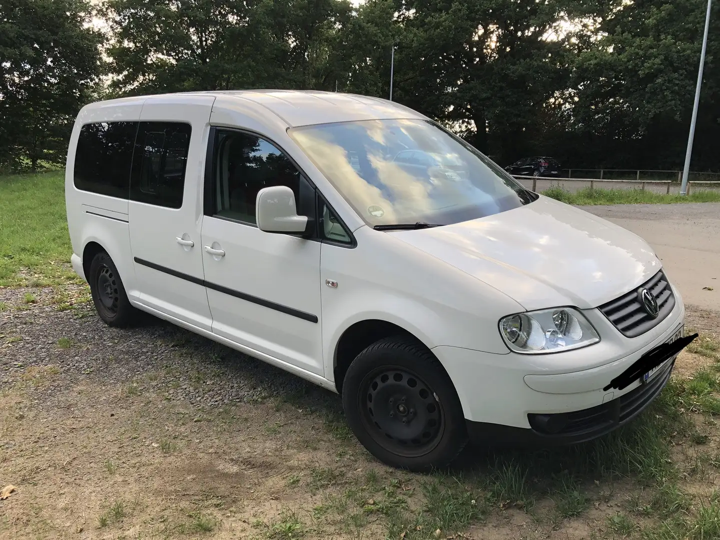 Volkswagen Caddy Maxi Life Weiß - 2