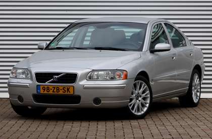 Volvo S60 2.4 Summum 170Pk Automaat Volledige historie