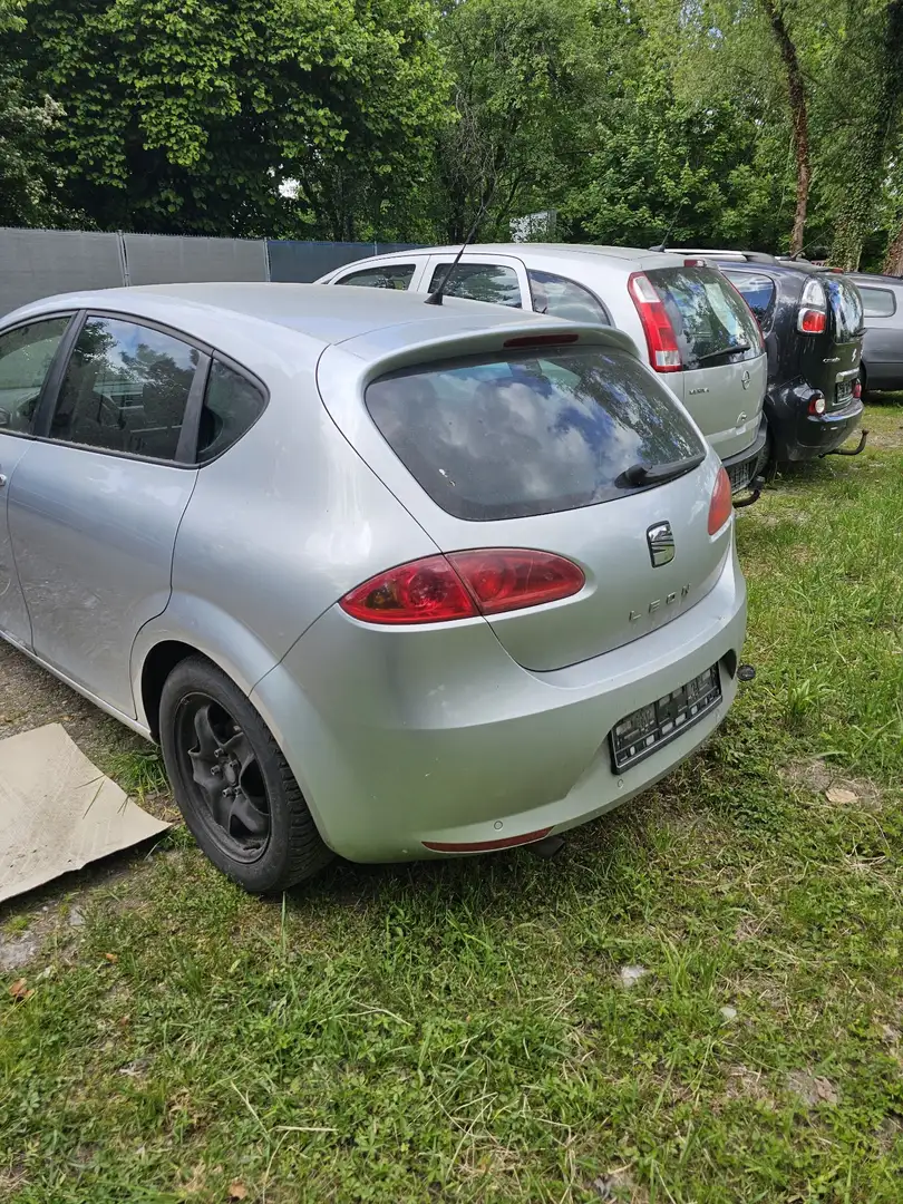SEAT Leon 1.9 TDI DPF Comfort Limited - 1