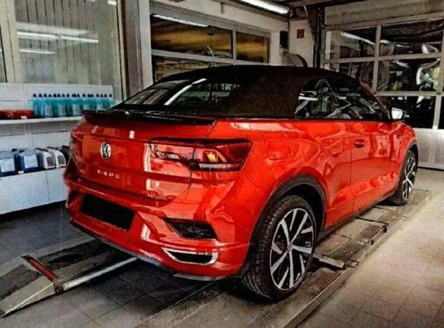 Volkswagen T-Roc 1.5 TSI ACT OPF DSG R-Line Rot - 2