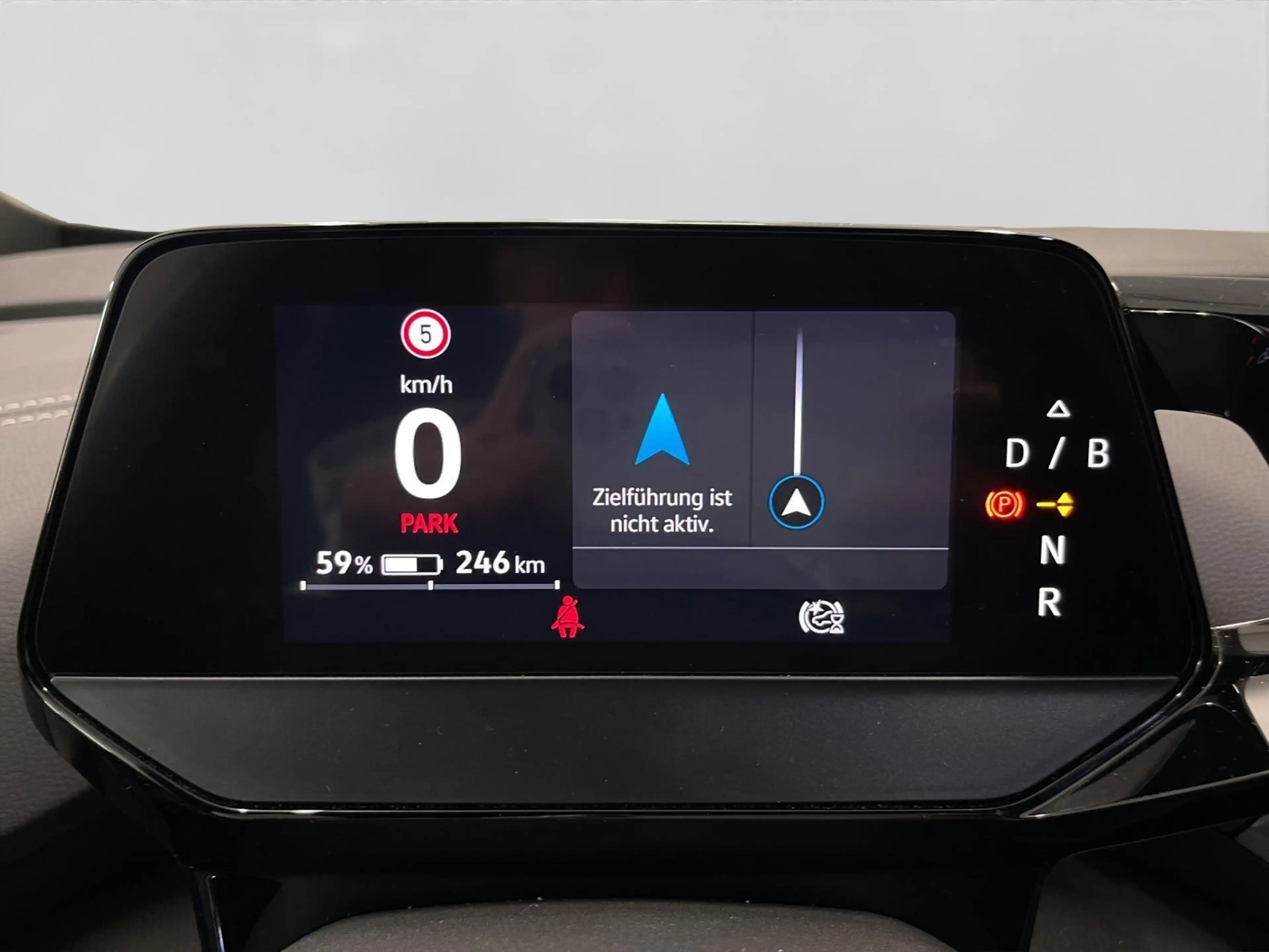 Volkswagen ID.5 PRO LM20 AHK IQ.LIGHT 360° NAVI-PRO — photo 10