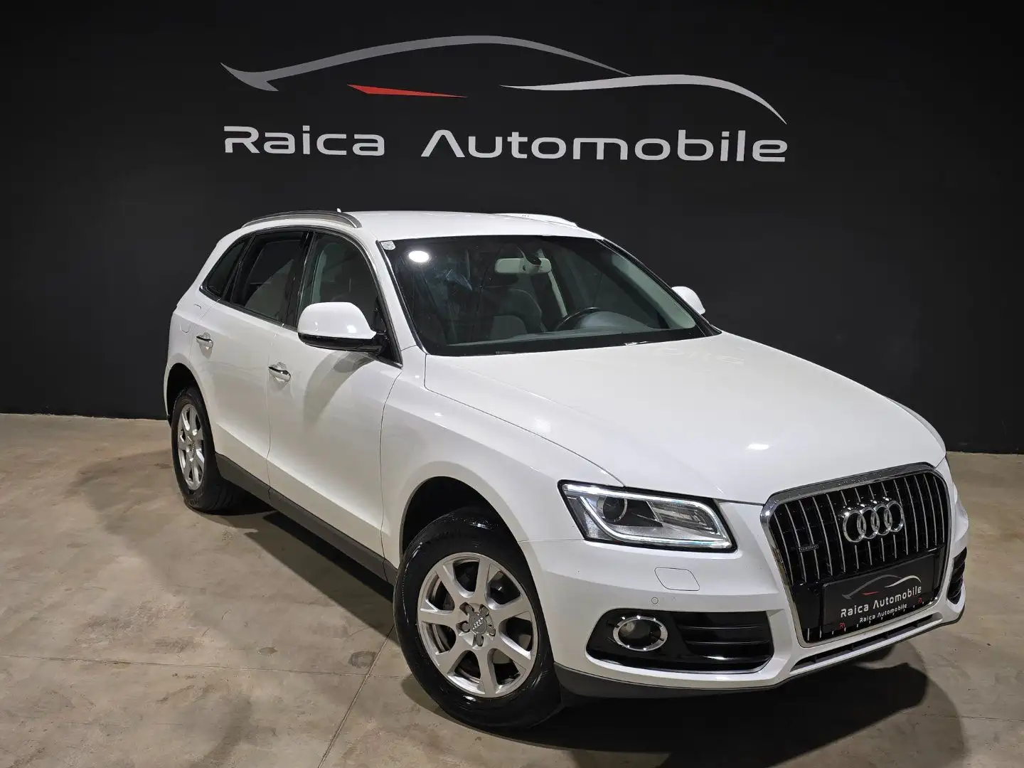 Audi Q5 2.0 TDI *Quattro *LED *SHZ *PDC *LEDER *NAVI Weiß - 1