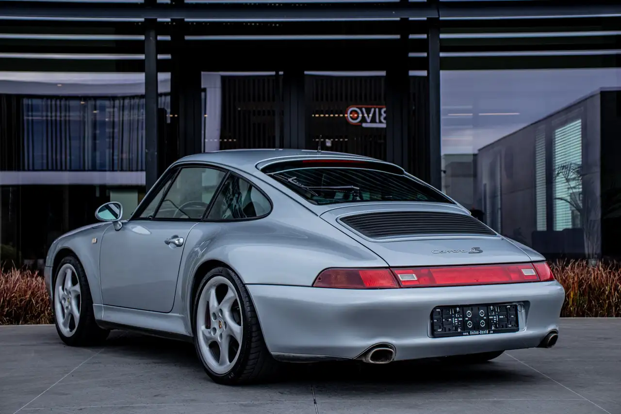 Porsche 993 911 Carrera 4S 3.6 Manueel 4X4 / SPORTZETELS / CRUISECONTROL / ZETELVERWARMING / BOORDCOMPUTER / TURBO CARROSSERIE, foto 10