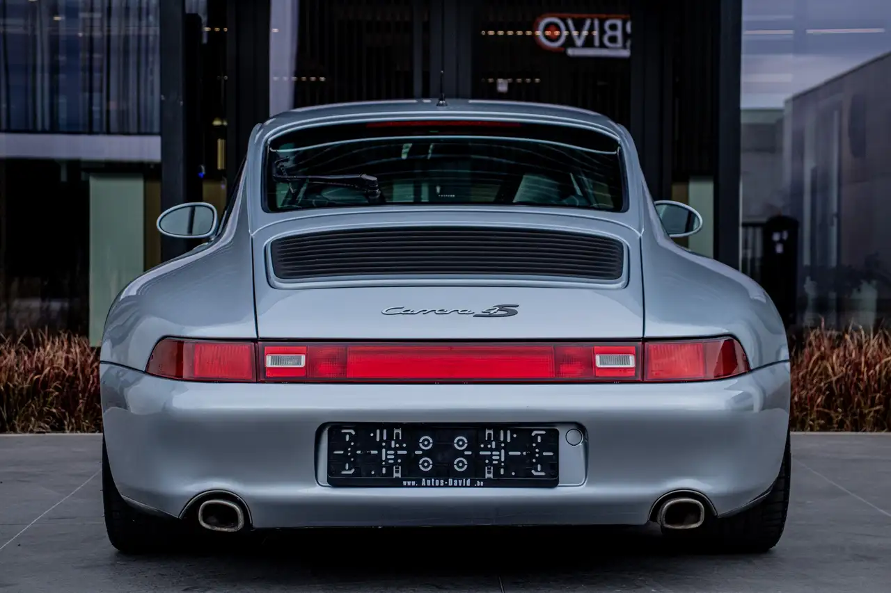 Porsche 993 911 Carrera 4S 3.6 Manueel 4X4 / SPORTZETELS / CRUISECONTROL / ZETELVERWARMING / BOORDCOMPUTER / TURBO CARROSSERIE, foto 9