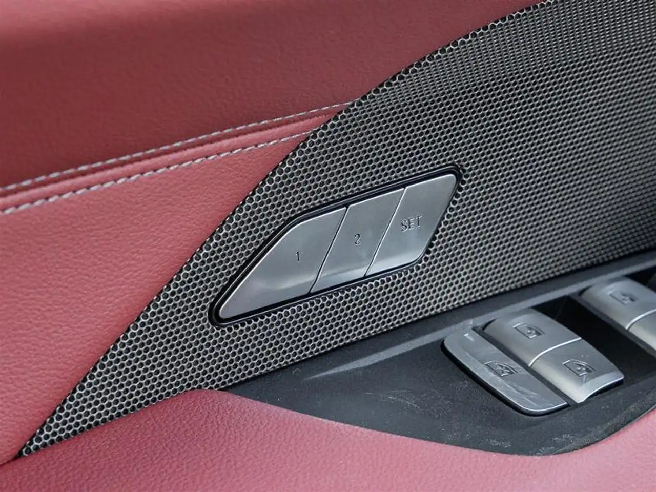 BMW 4 Series снимка BMW 4 Series