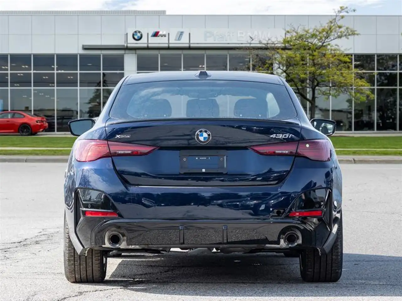 BMW 4 Series снимка BMW 4 Series