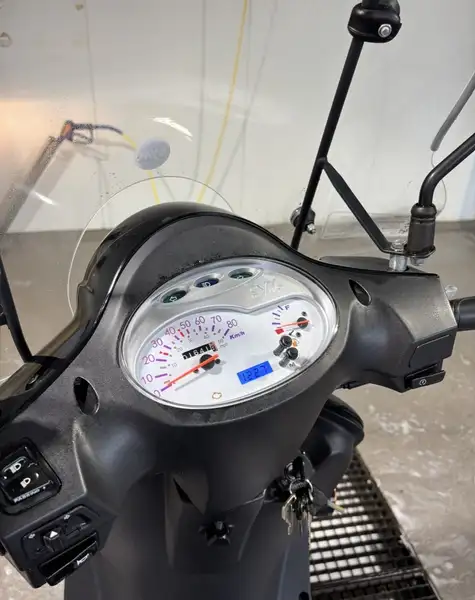 SYM Fiddle 50 - foto 2