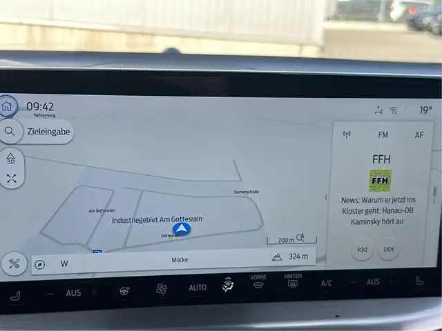 Ford Focus view 9