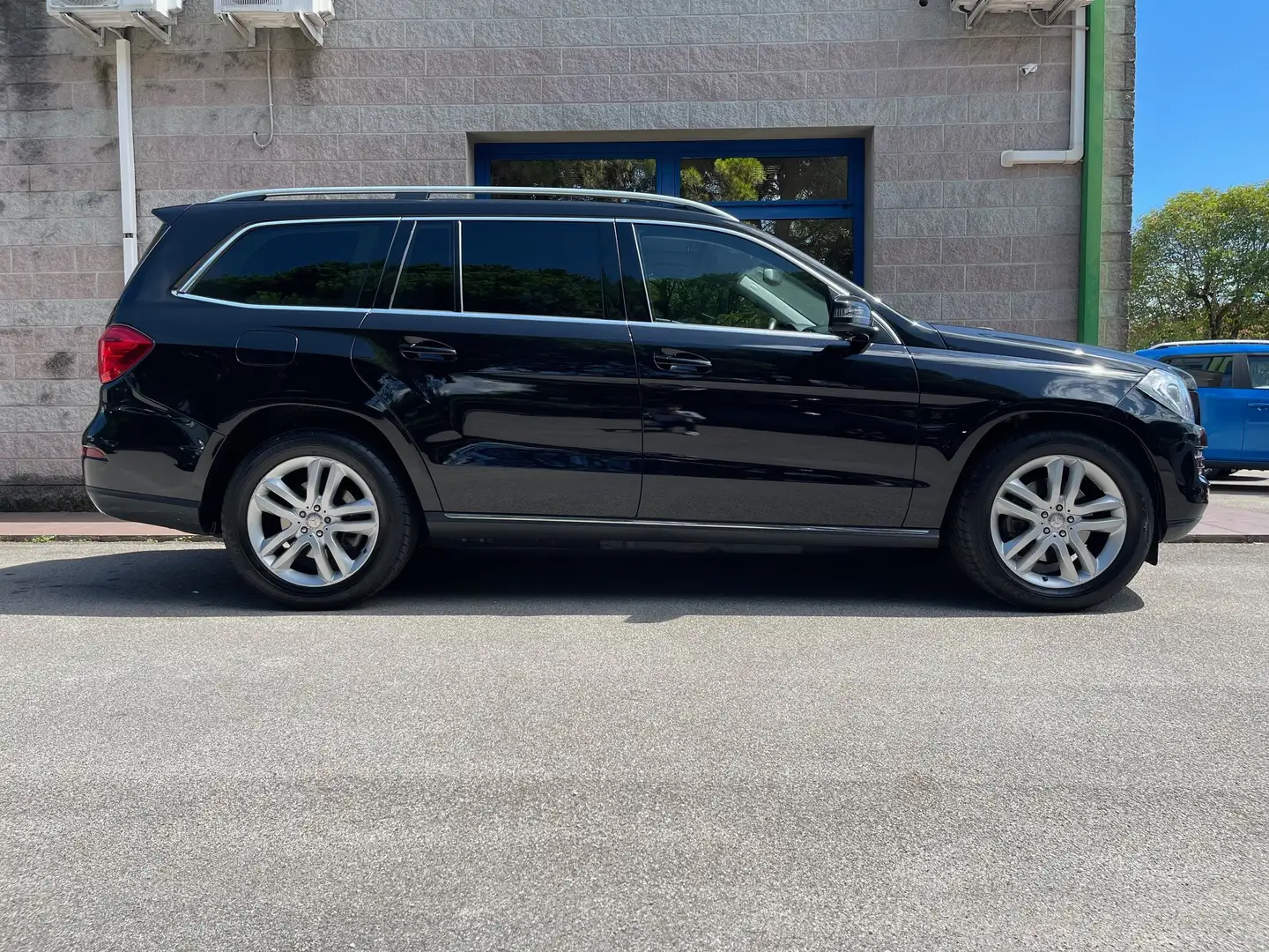 Mercedes-Benz GL 350 7 POSTI 4MATIC 258CV NAVIGATORE CERCHI DA 20" Nero - 2