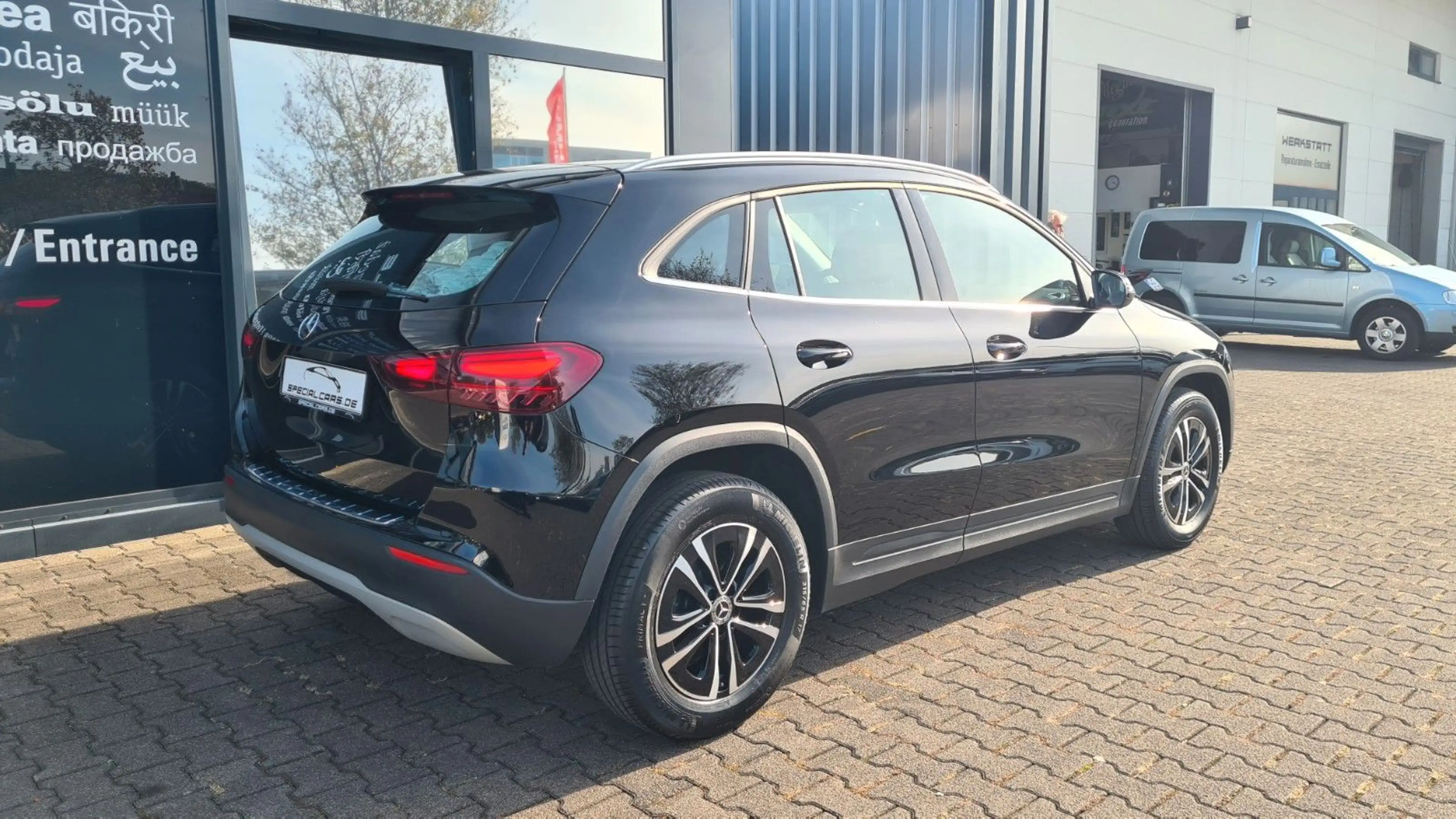 Mercedes-Benz GLA 180 7G DCT - NAVI - CAM - 8 x ALU - — photo 8