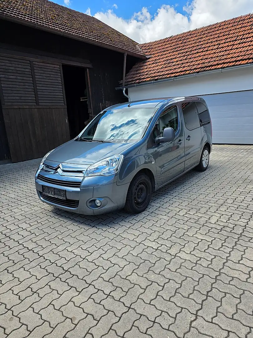 Citroen Berlingo 1,6 HDi 90 emotion FAP Blau - 1