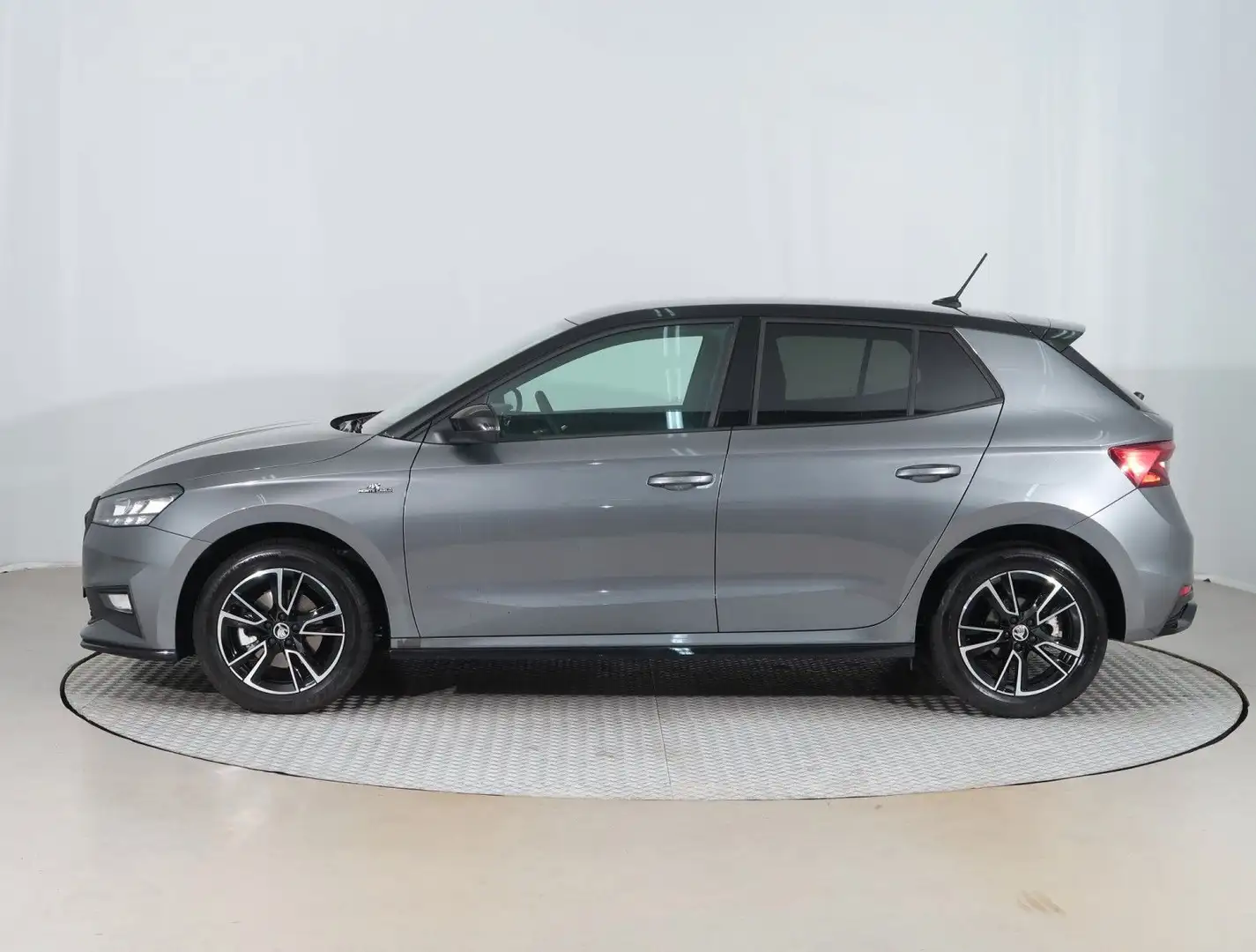 Skoda Fabia 1.0TSI Monte Carlo ColourConcept+dig.Disp Gris - 2