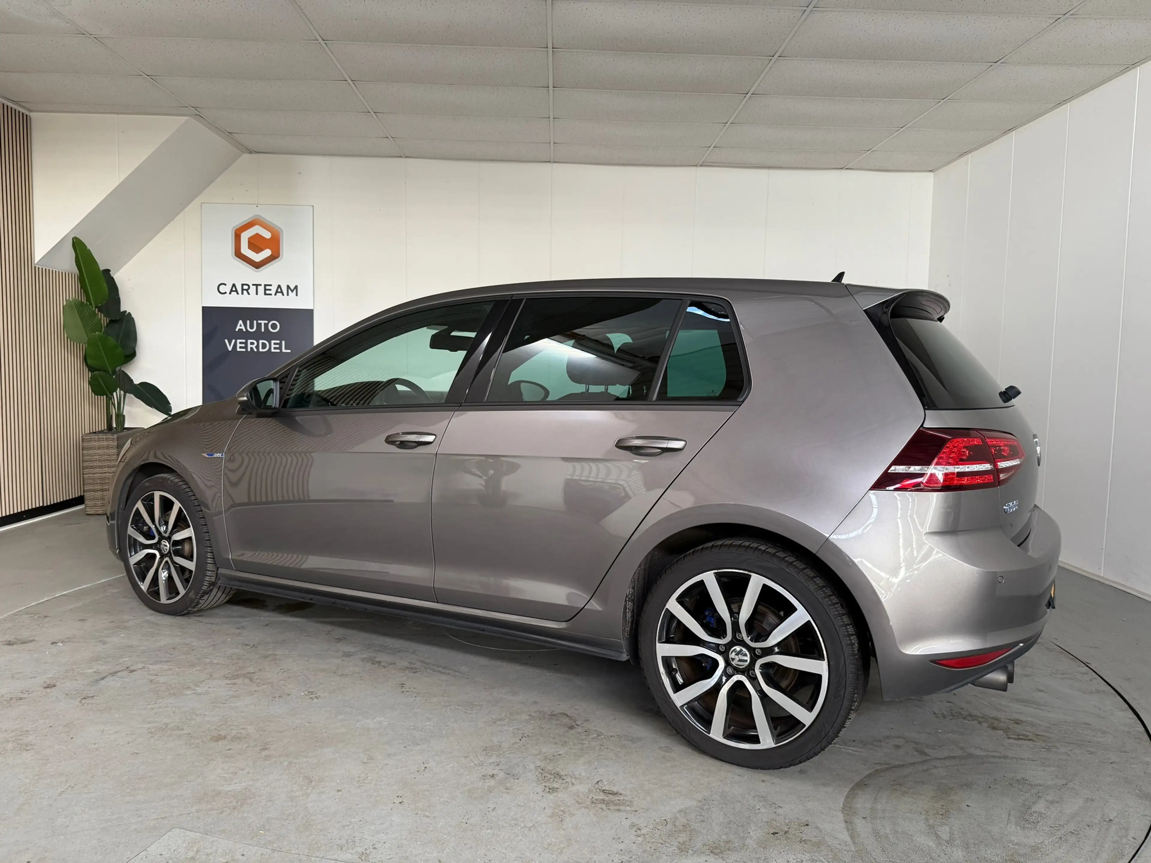 Volkswagen Golf GTE 1.4 TSI Airco, Leder, Automaat, LMV, Navigatie, ca — photo 2