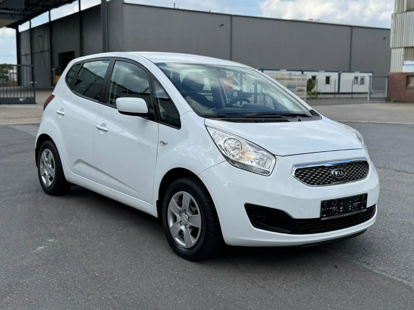 Kia Venga Venga 1.4 CVVT Attract Weiß - 2