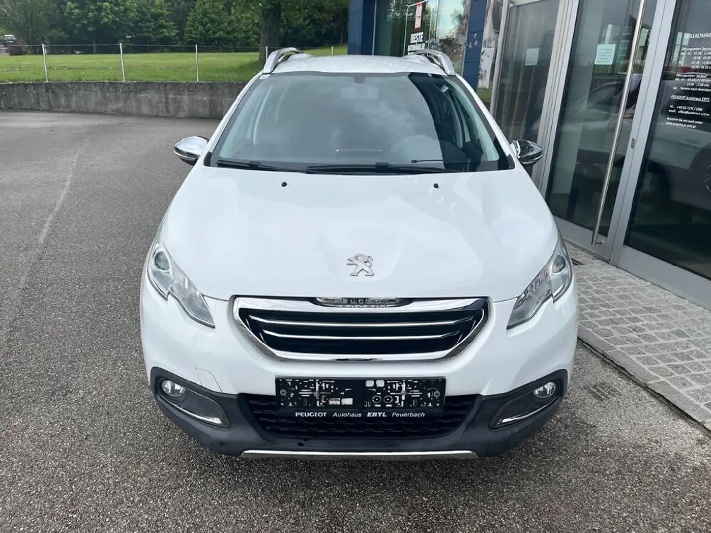 Peugeot 2008 Style BHDI100 AHK 2Zonenklimatronic 26.200km Blanco - 2