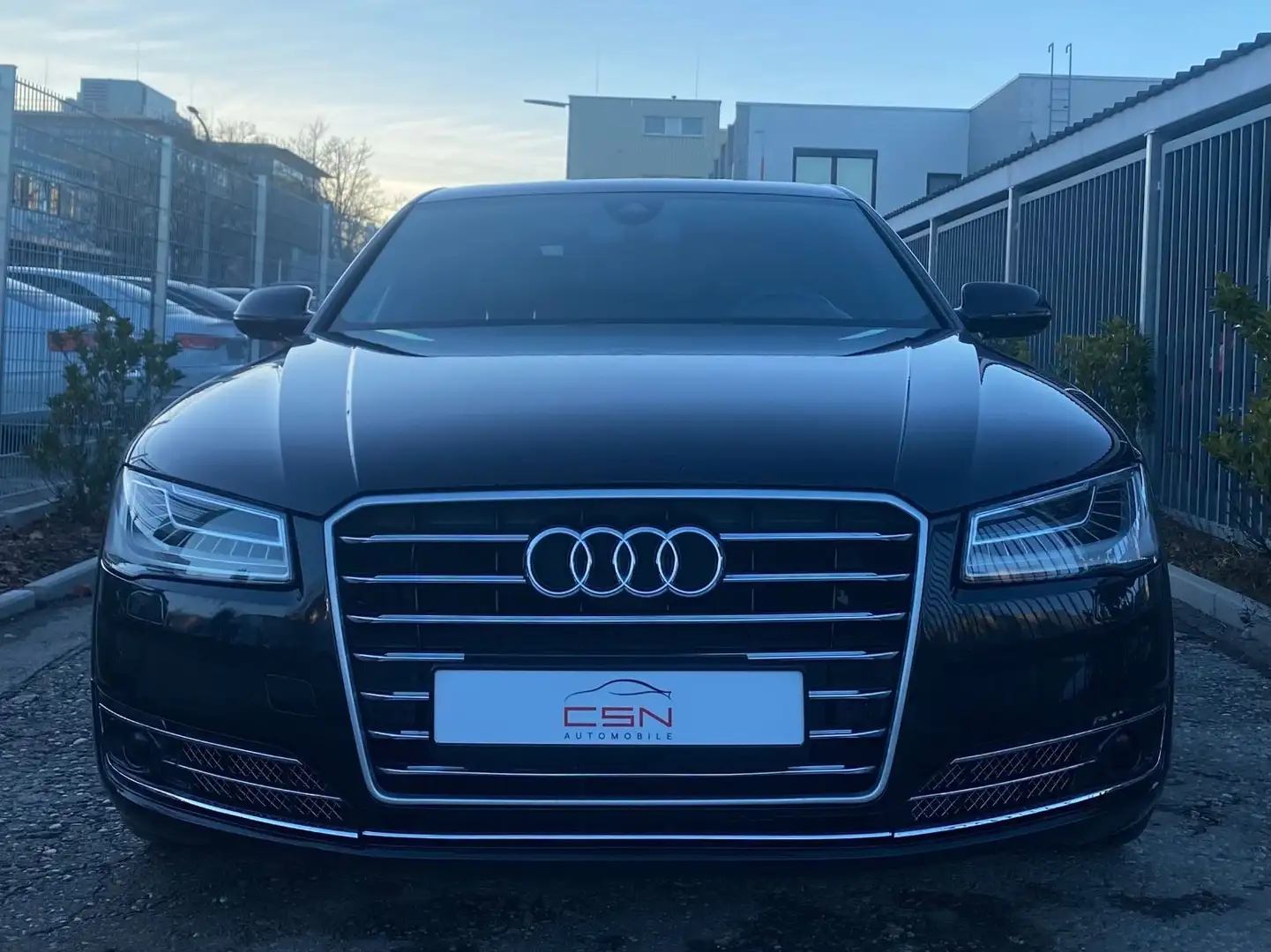Audi A8 4.0 V8 TFSI quattro Noir - 2