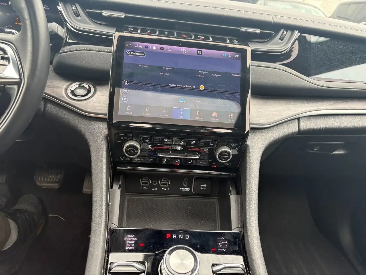 Jeep Grand Cherokee photo Jeep Grand Cherokee