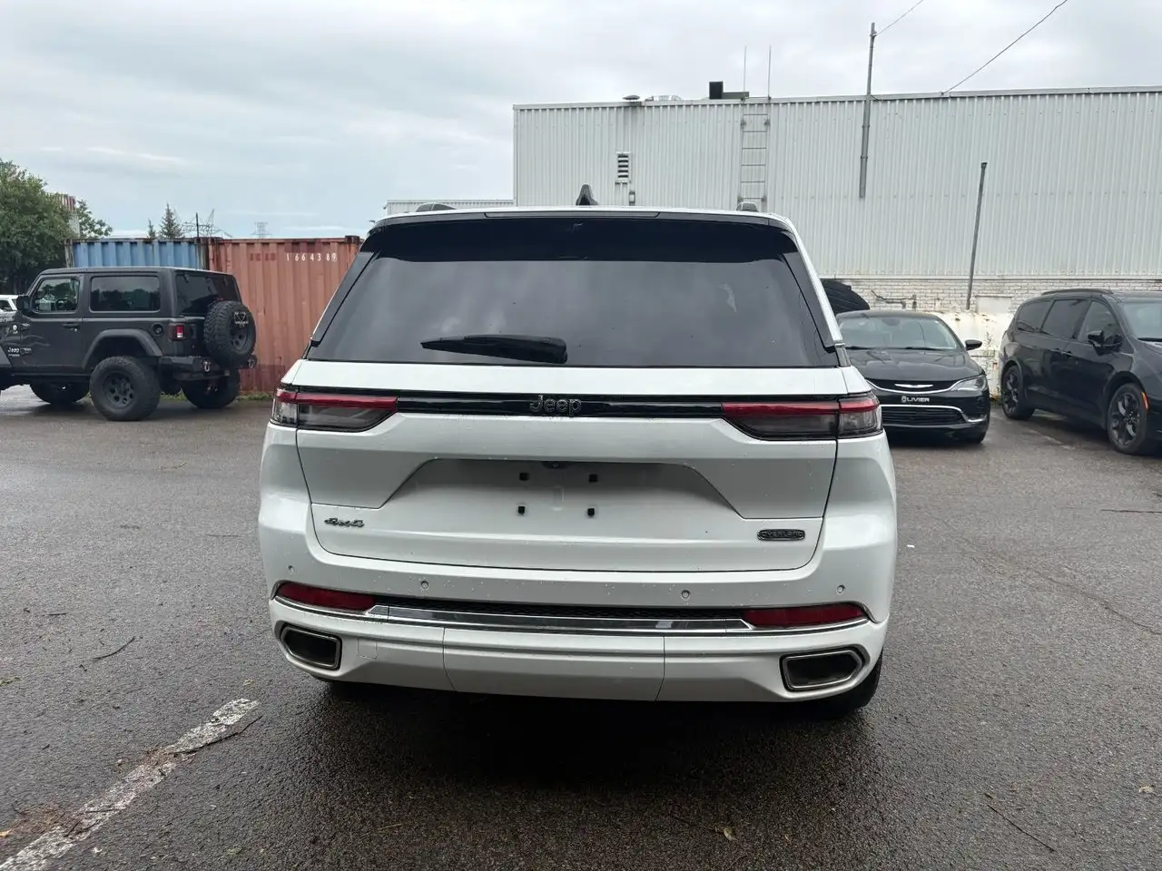 Jeep Grand Cherokee photo Jeep Grand Cherokee