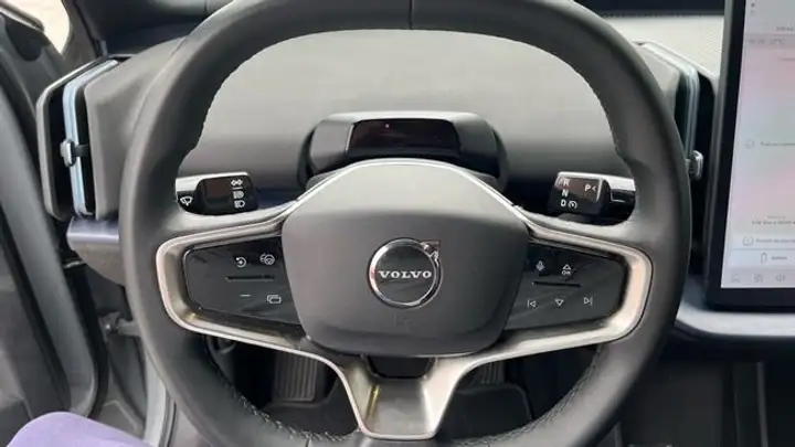 Volvo EX30 2024, foto 14