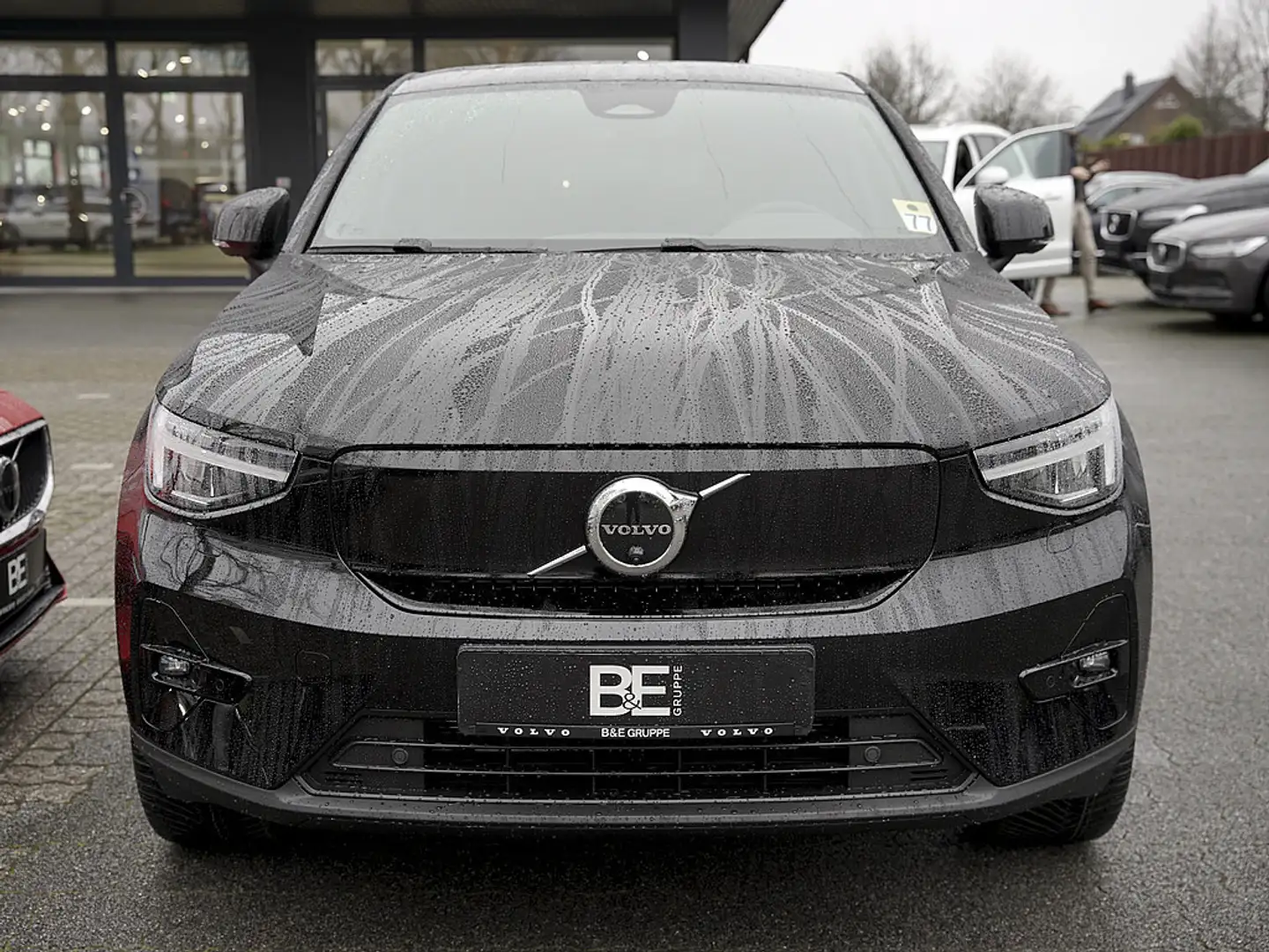 Volvo C40 Ultimate Recharge Pure Electric AWD Schwarz - 2