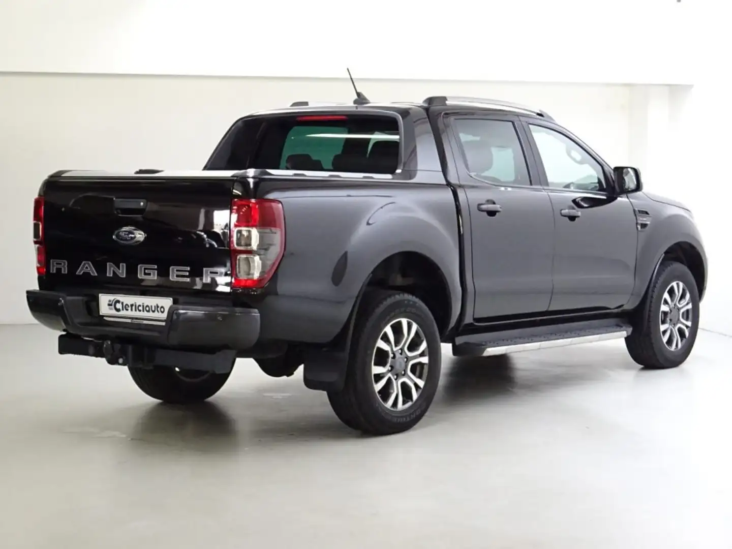Ford Ranger 2.0 TDCi aut. 213CV DC Wildtrak 5 posti Nero - 2