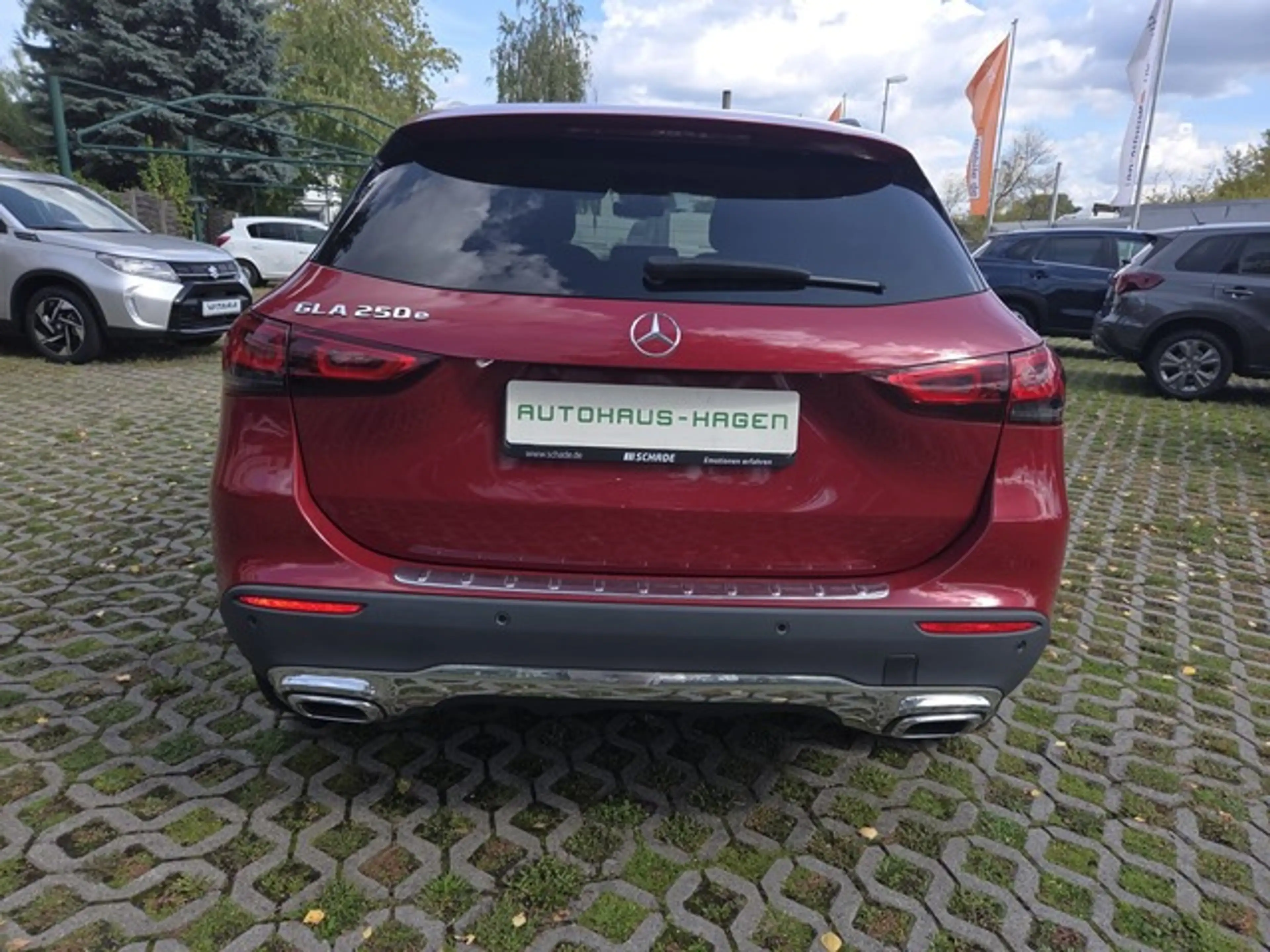 Mercedes-Benz GLA 250 e Progressive LED HP MBux Navi Spur — photo 6