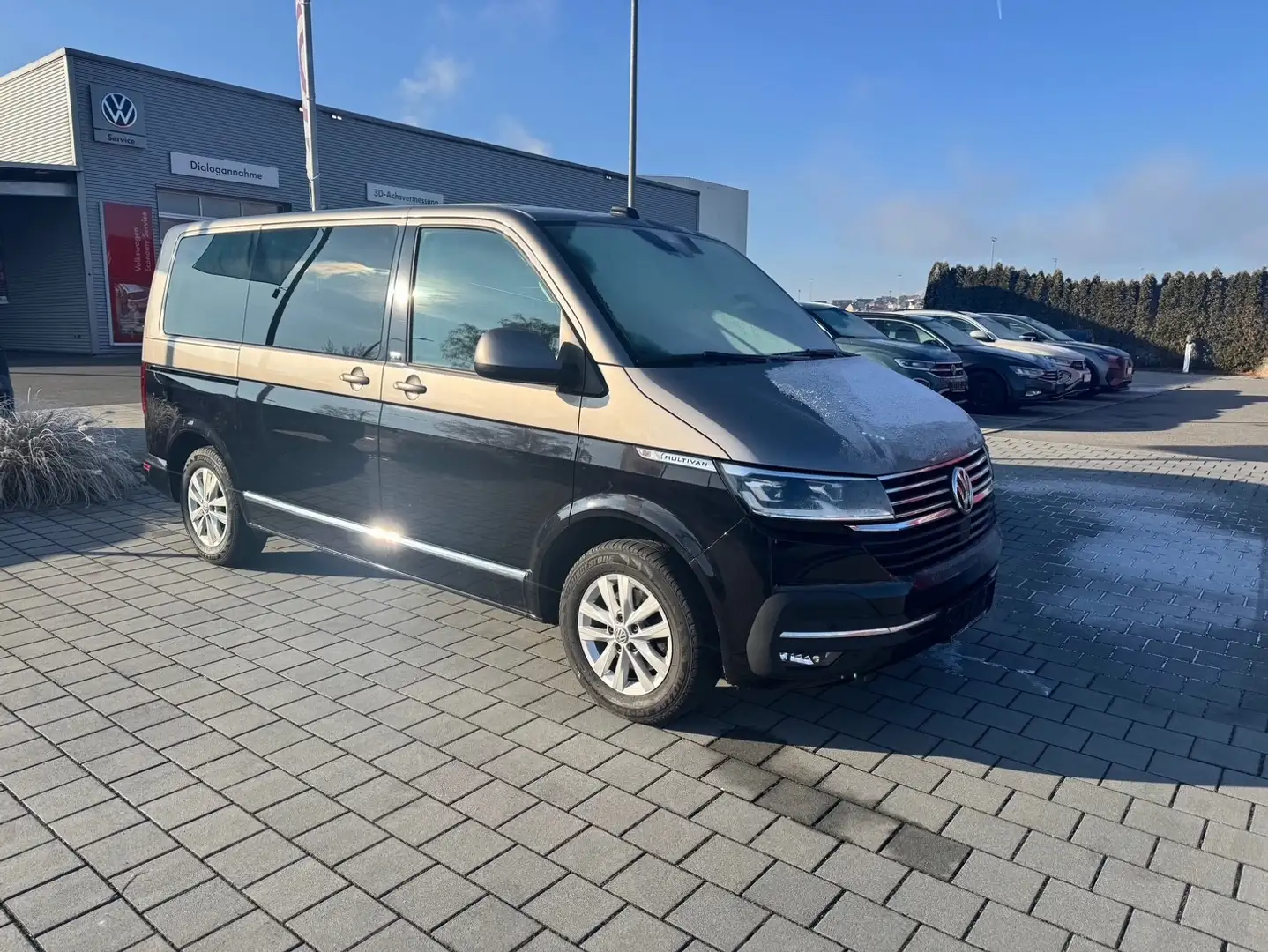 Volkswagen T6.1 Multivan 2.0 TDI DSG Generation Six KLIMA LED NAVI ALU Beige - 2