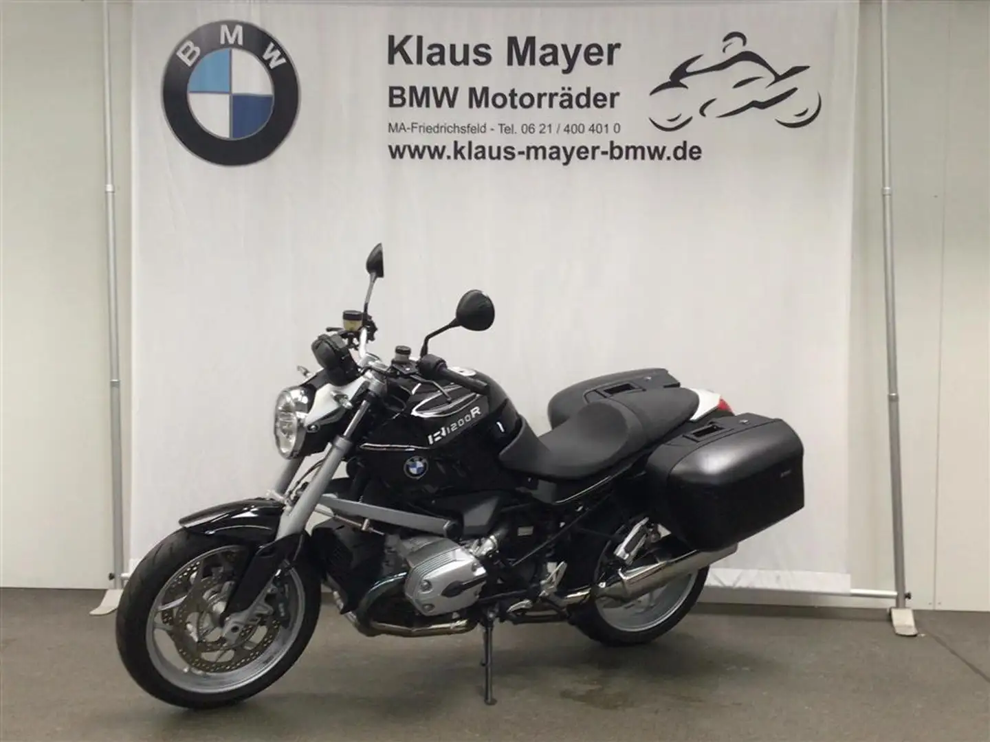 BMW R 1200 R 0 crna - 1