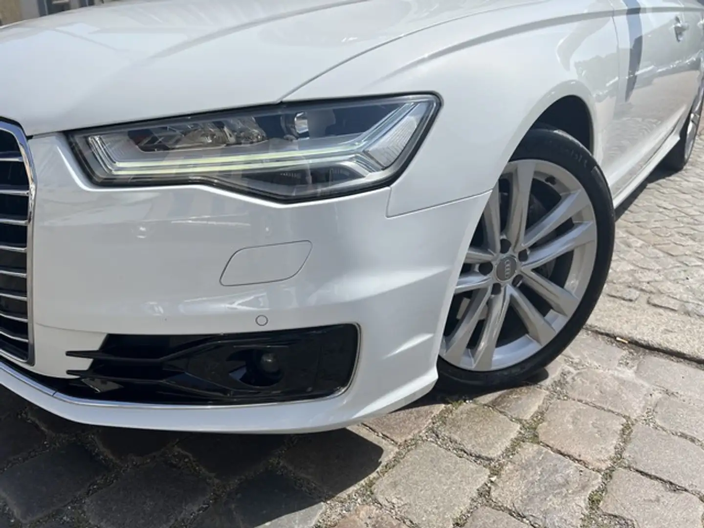 Audi A6 Avant 3.0 TDI Quattro HUD PANO ACC eAHK SPUR Weiß - 2
