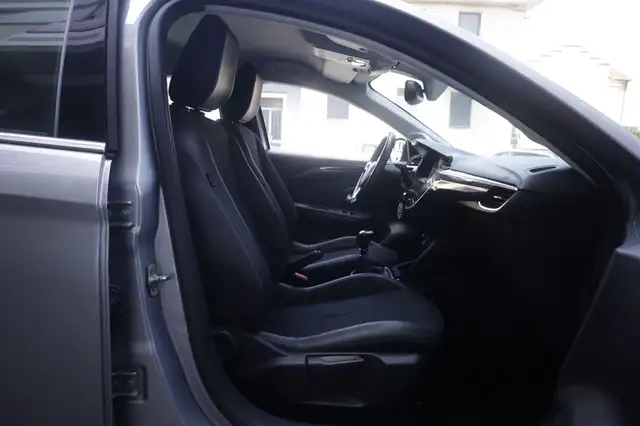Opel Corsa view 11