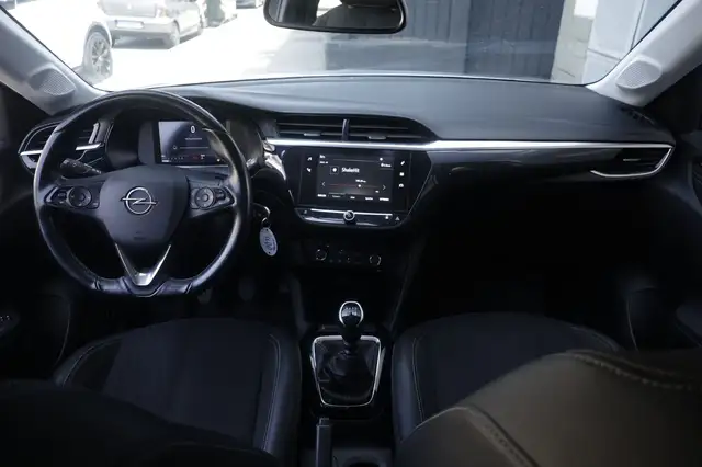 Opel Corsa view 3