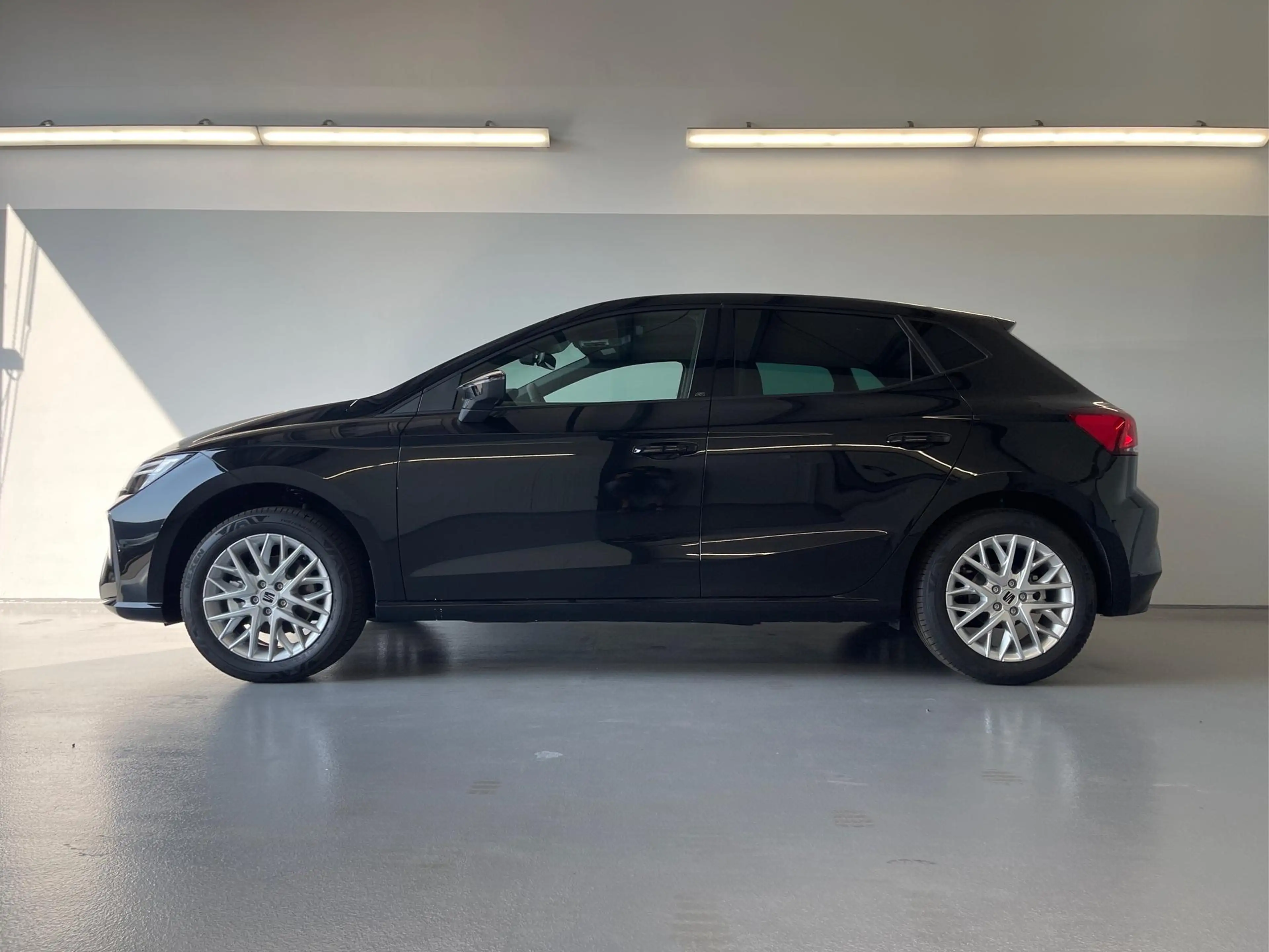 SEAT Ibiza Facelift FR 150PS DSG Pano+Navi+Sound+GV5+Alarm... — photo 3
