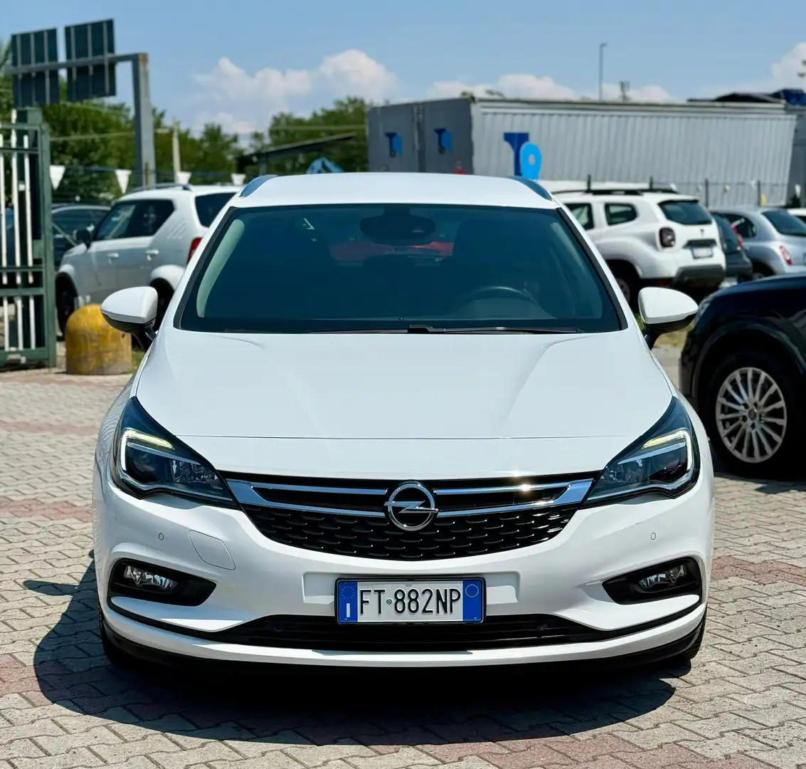 Opel Astra 2016 Sports Tourer Sports 1.6 cdti Dynamic s Blanc - 2