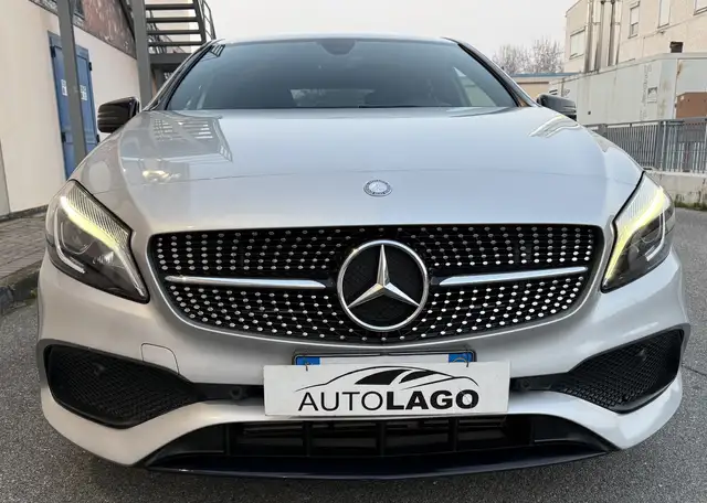 Mercedes-Benz A 180 Premium auto my16