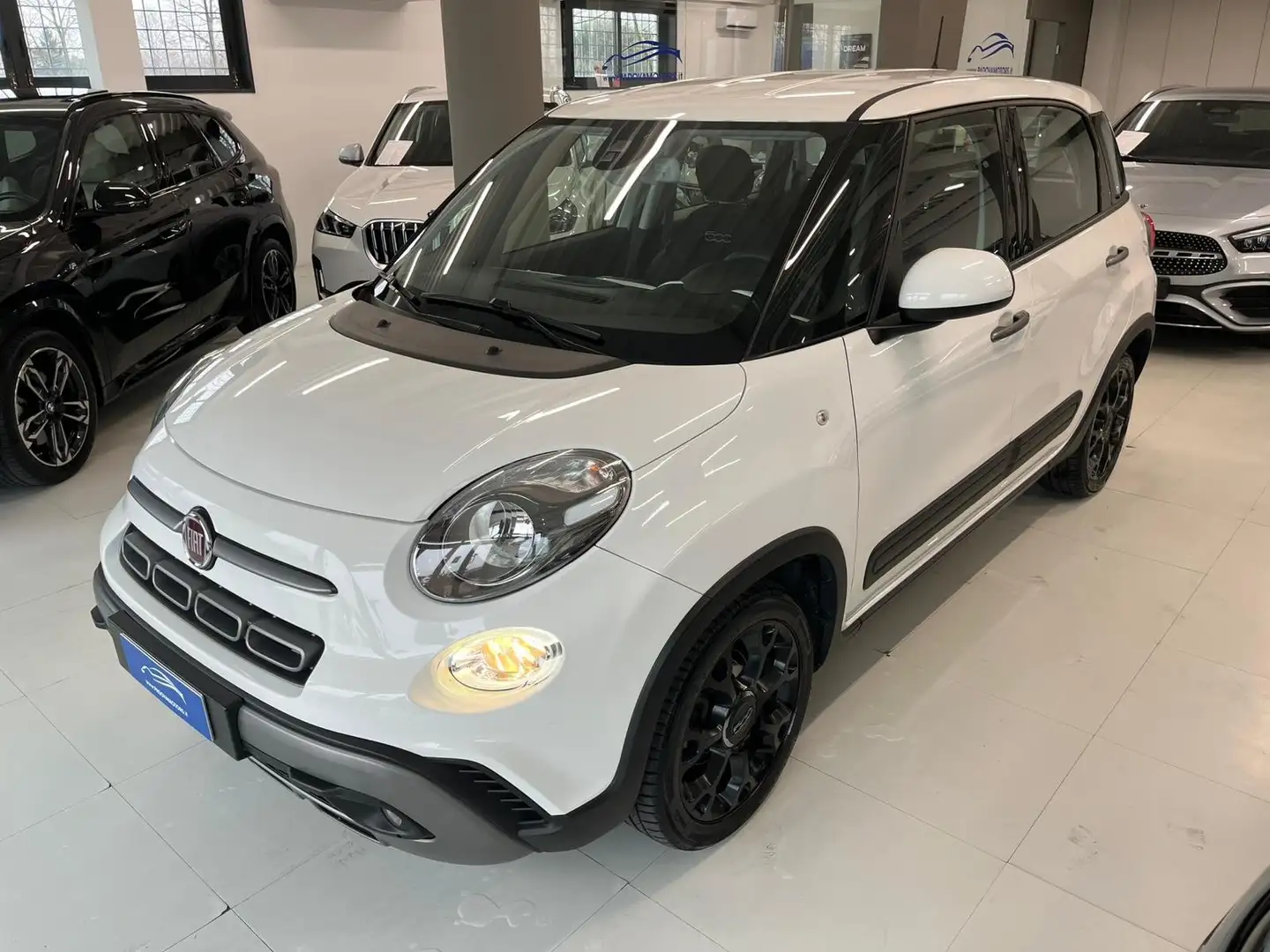 Fiat 500L Cross 1.4 Benzina 95cv MY2020 Bianco - 1