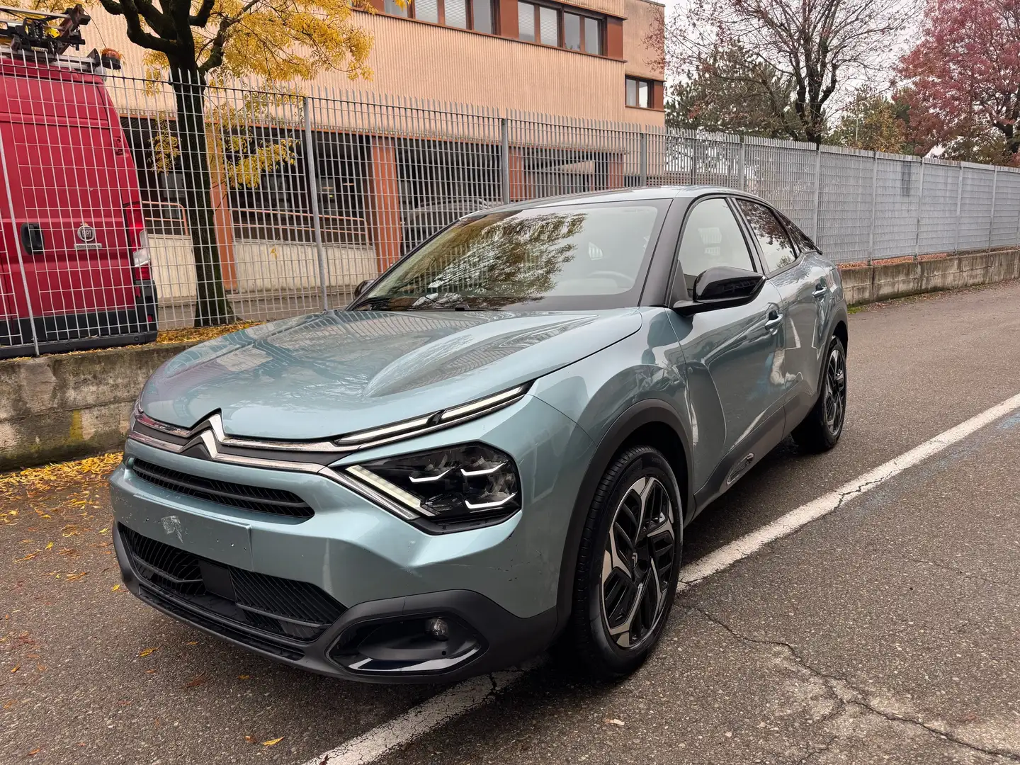 Citroen C4 1.2 Puretech Shine NAVI+RETR. " OTTIMO PREZZO " - 1