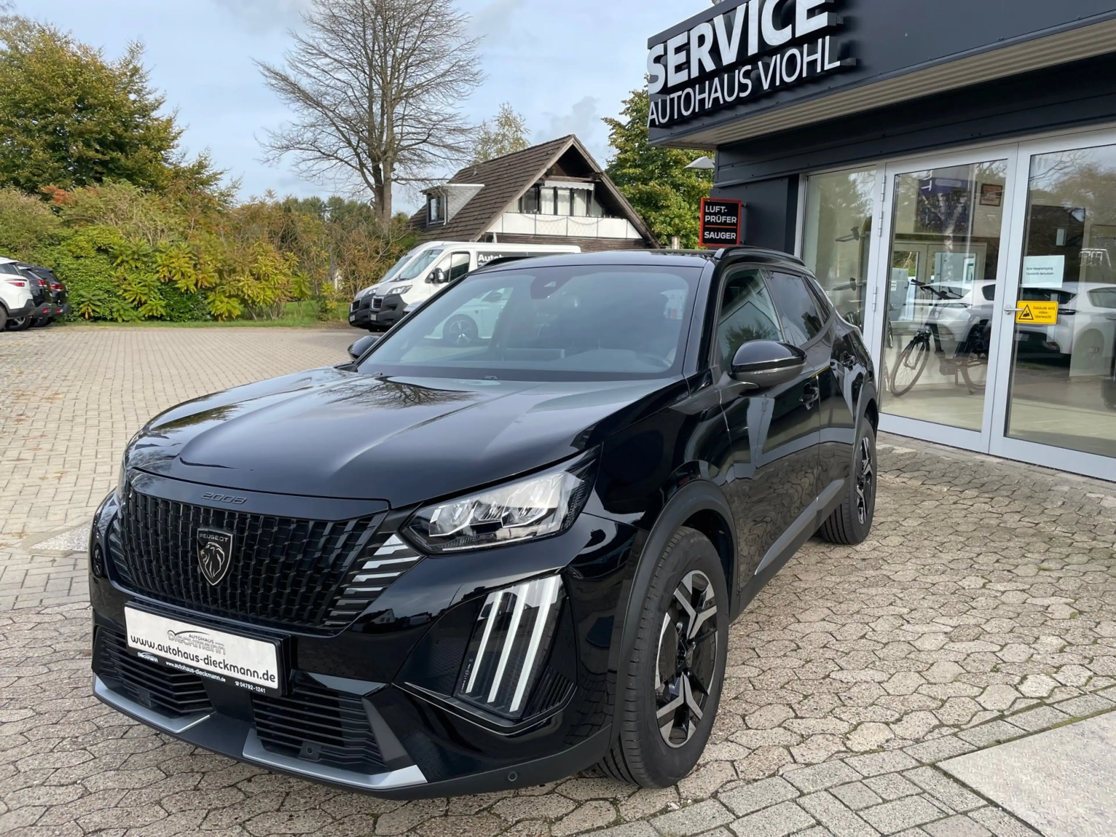 Peugeot 2008 Hybrid 136 e-DSC Allure  SHZ / EPH — photo 2