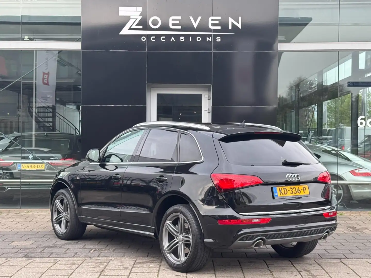 Audi Q5 3.0 TDI quattro S- Plus/ panoramadak/Xenon Zwart - 2