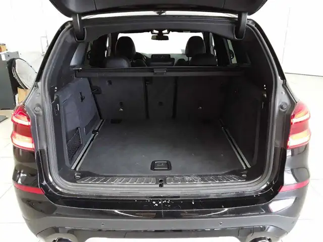 BMW X3 view 15