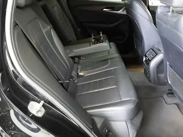 BMW X3 view 14