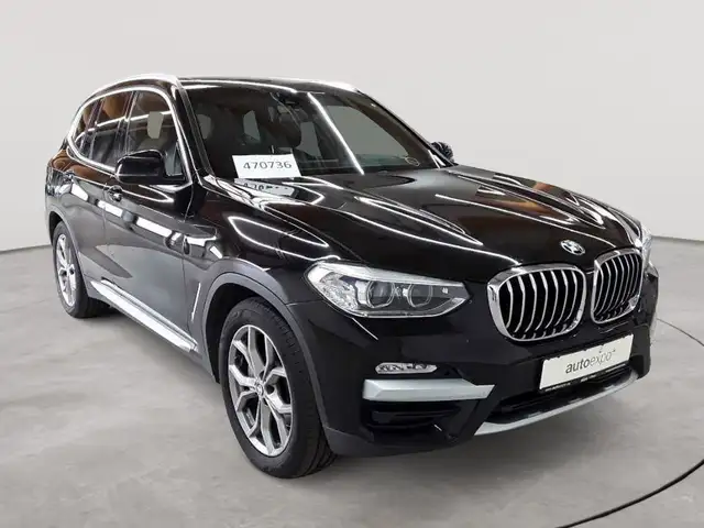 BMW X3 view 2
